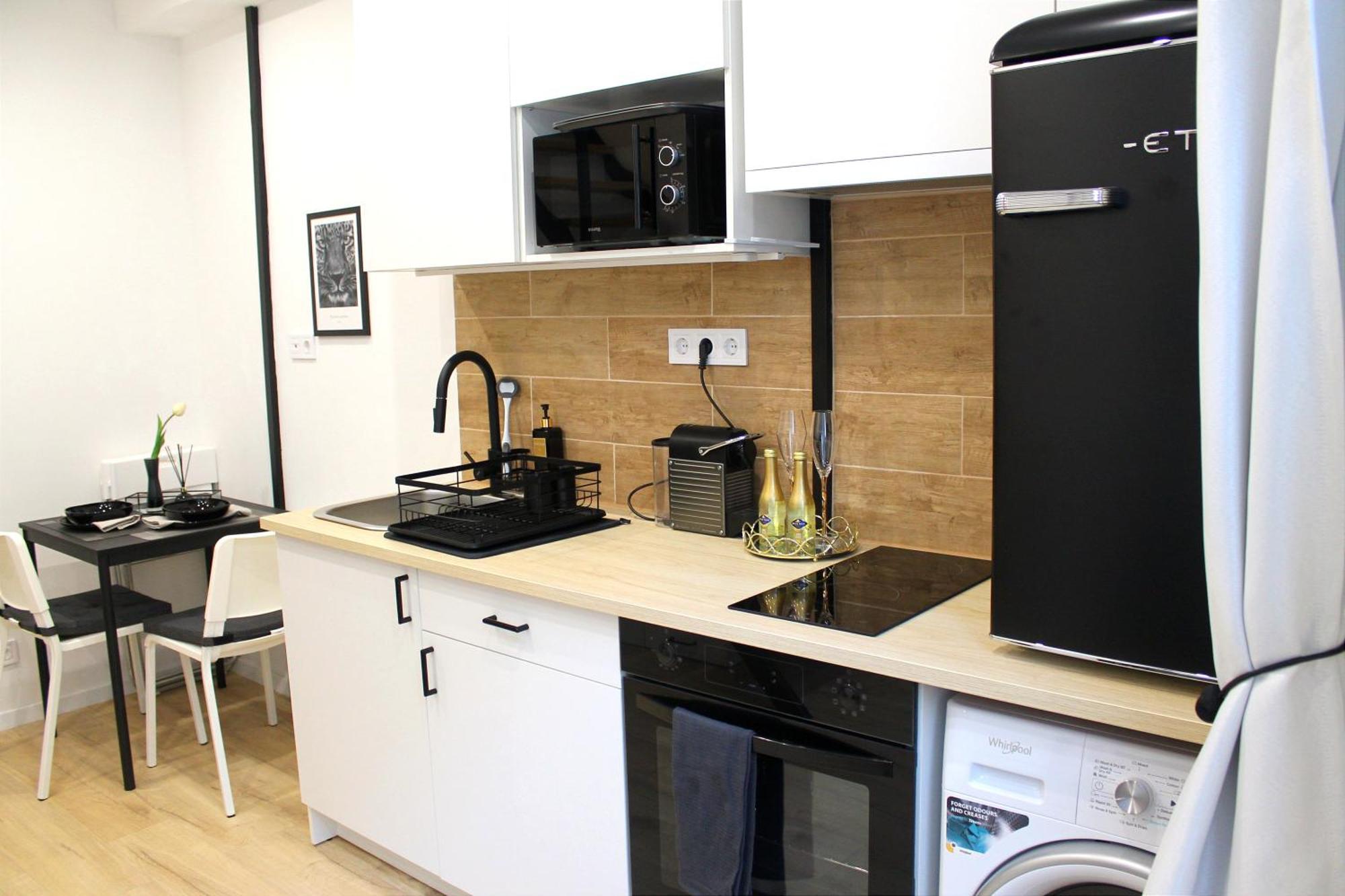 The Ernest Apartment Budapest Bagian luar foto